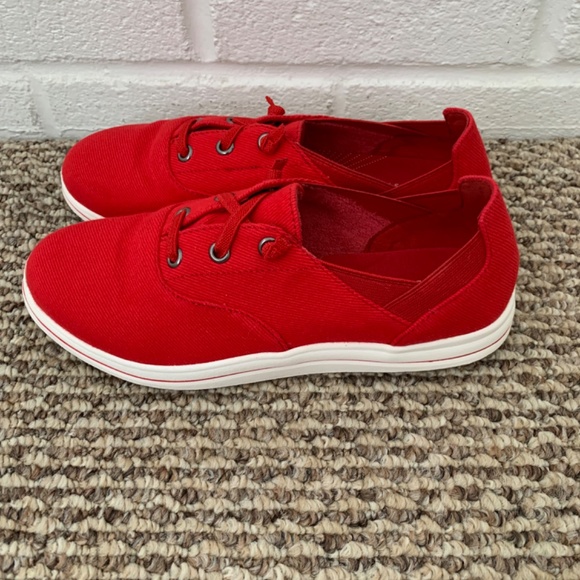 Clarks Red Sneakers - Picture 6 of 11